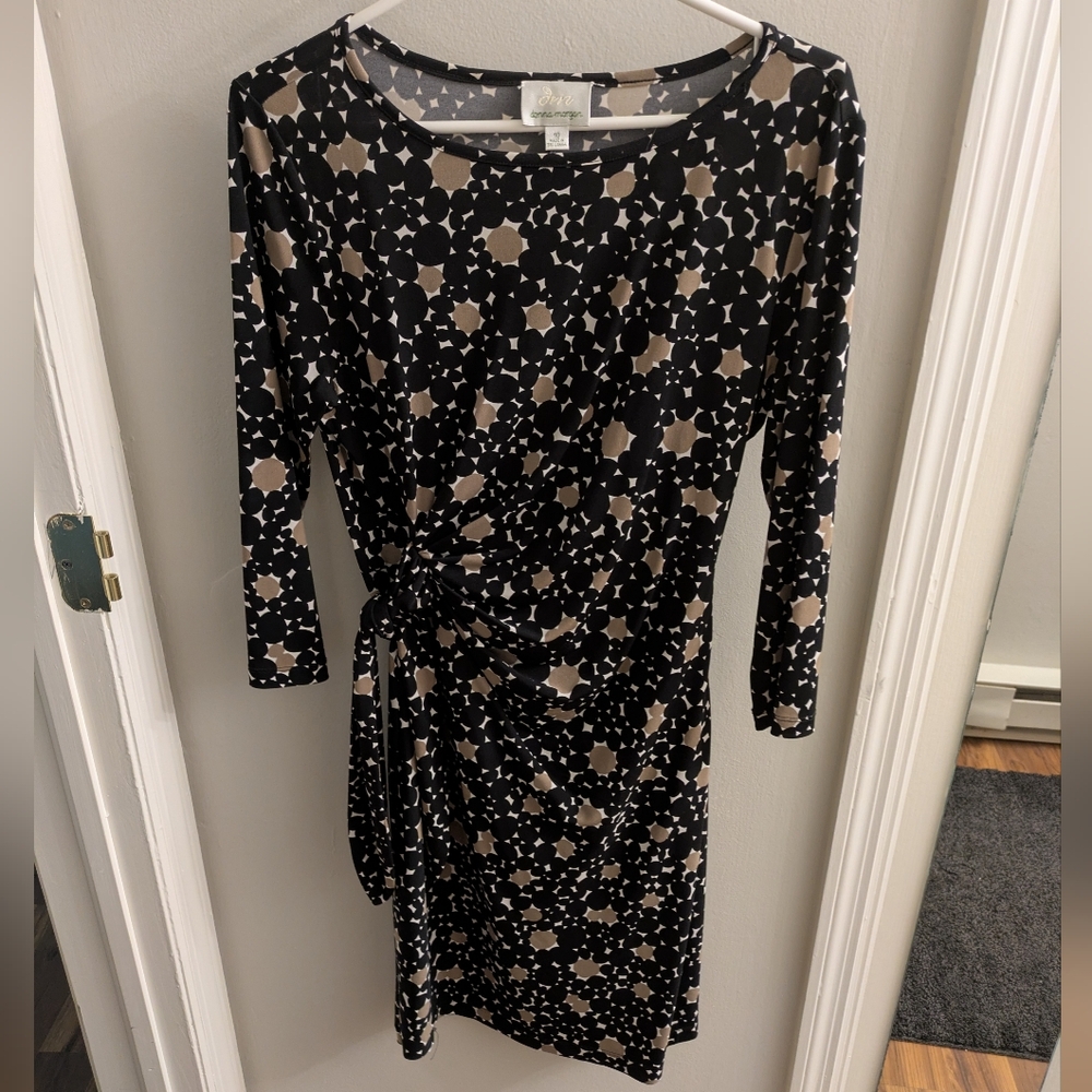 Donna Morgan Black and Cream Geometric Dress